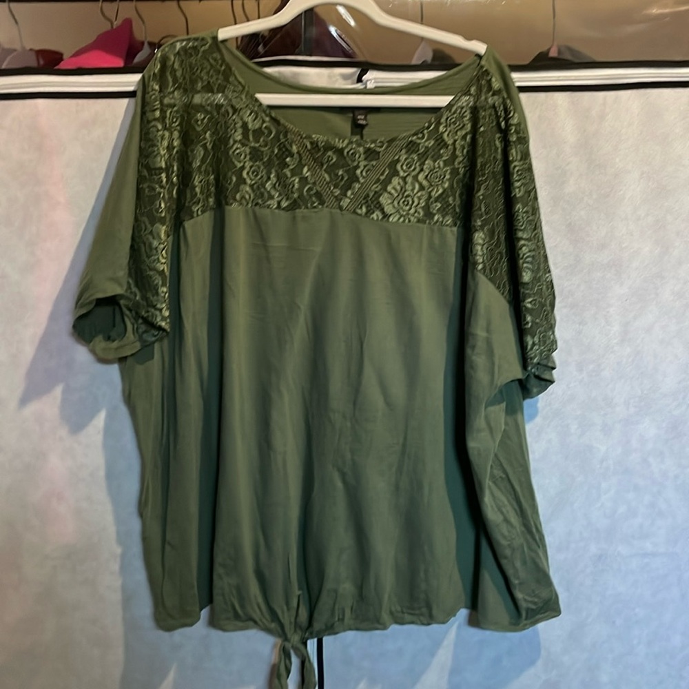 Plus-size top